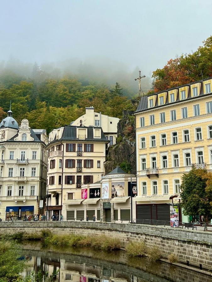 Готель Zlaty Sloup Карлові Вари Екстер'єр фото